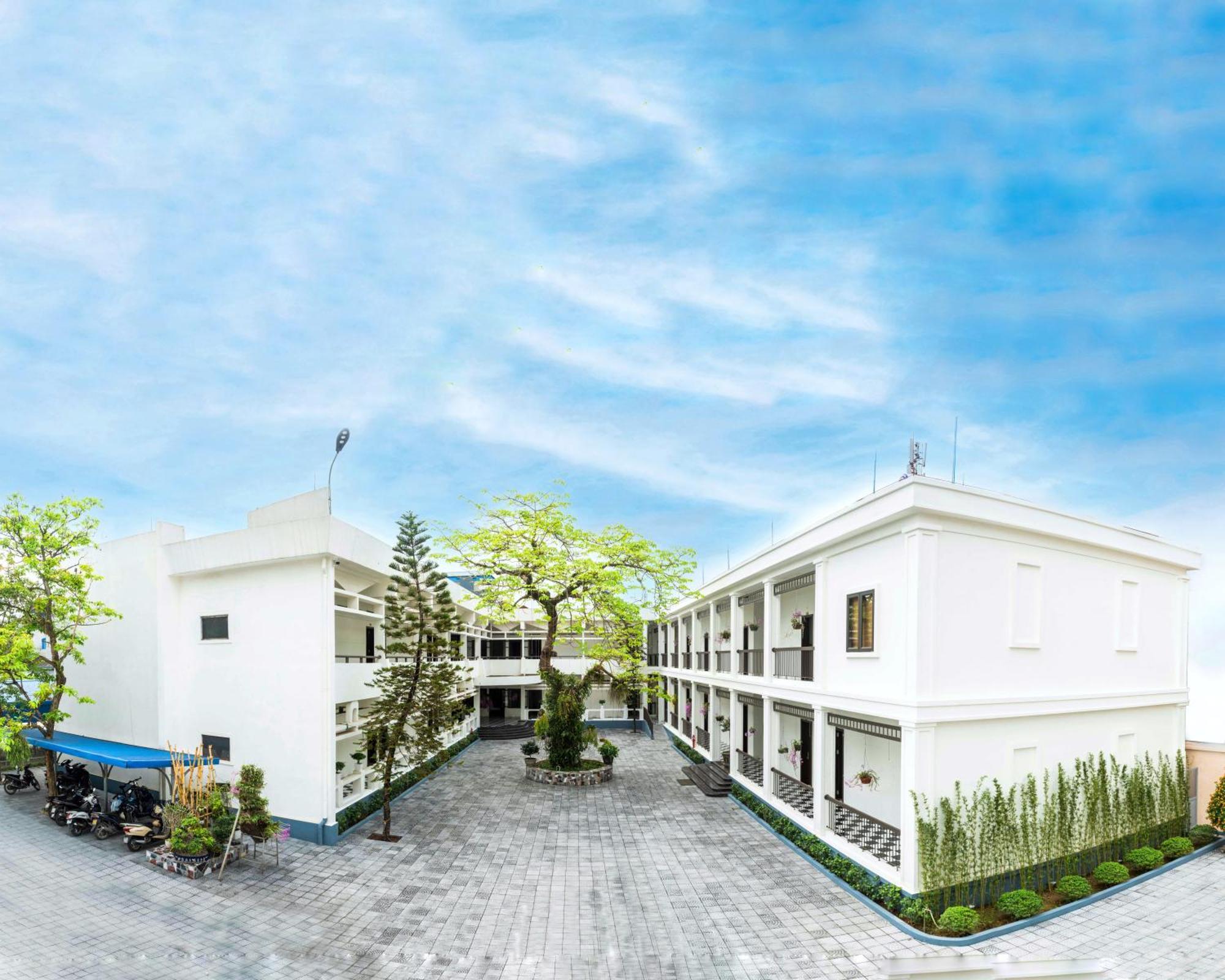 Khach San Det Hotel Nam Dinh Exterior photo